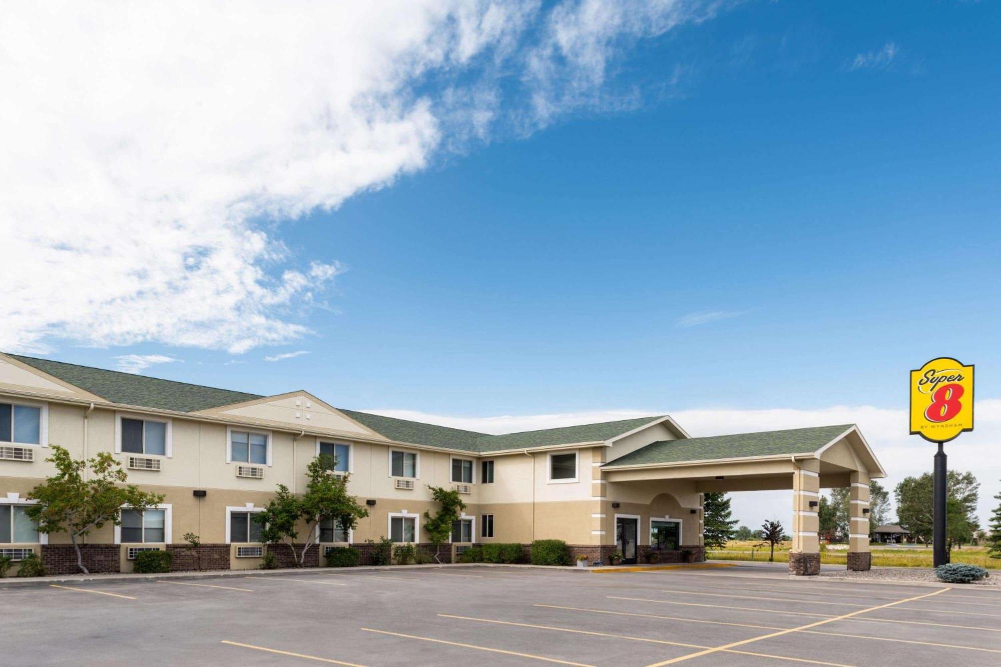 Super 8 By Wyndham Big Timber Motel Exterior photo